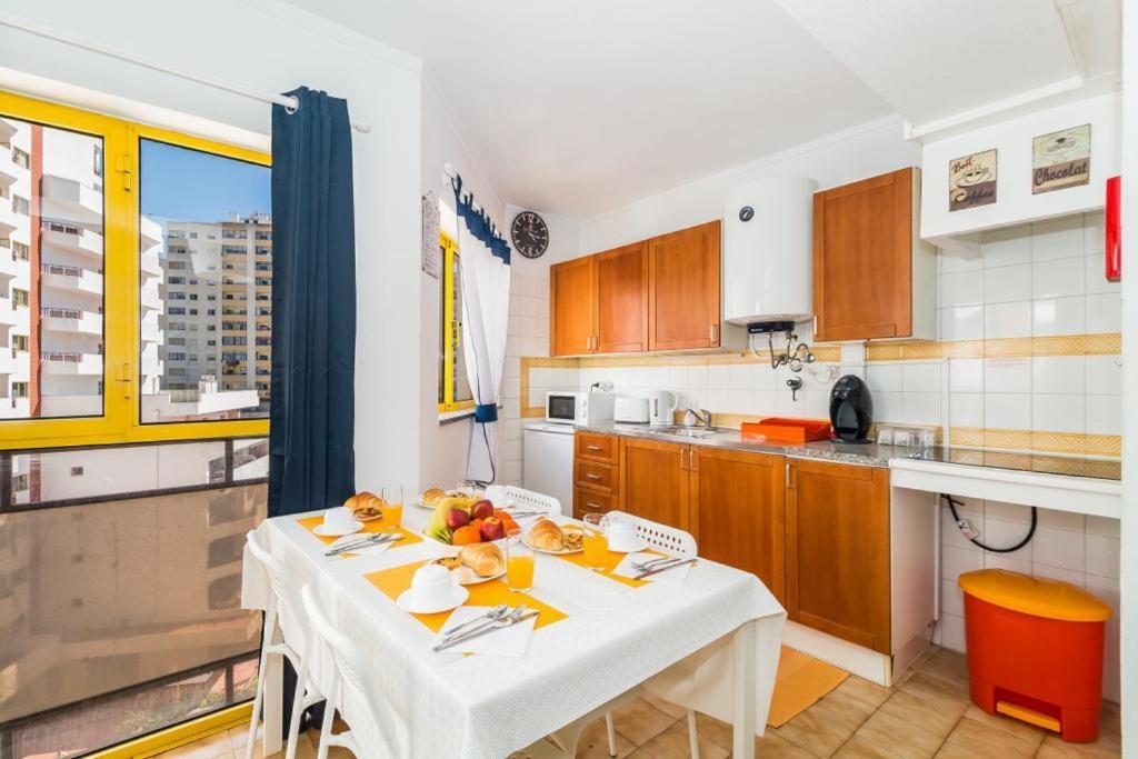 Beach Portimao Apartment Bagian luar foto